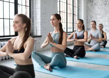 Yoga Kursu İçin Yaş Sınırı Var mı? Herkes Yoga Öğrenebilir mi?