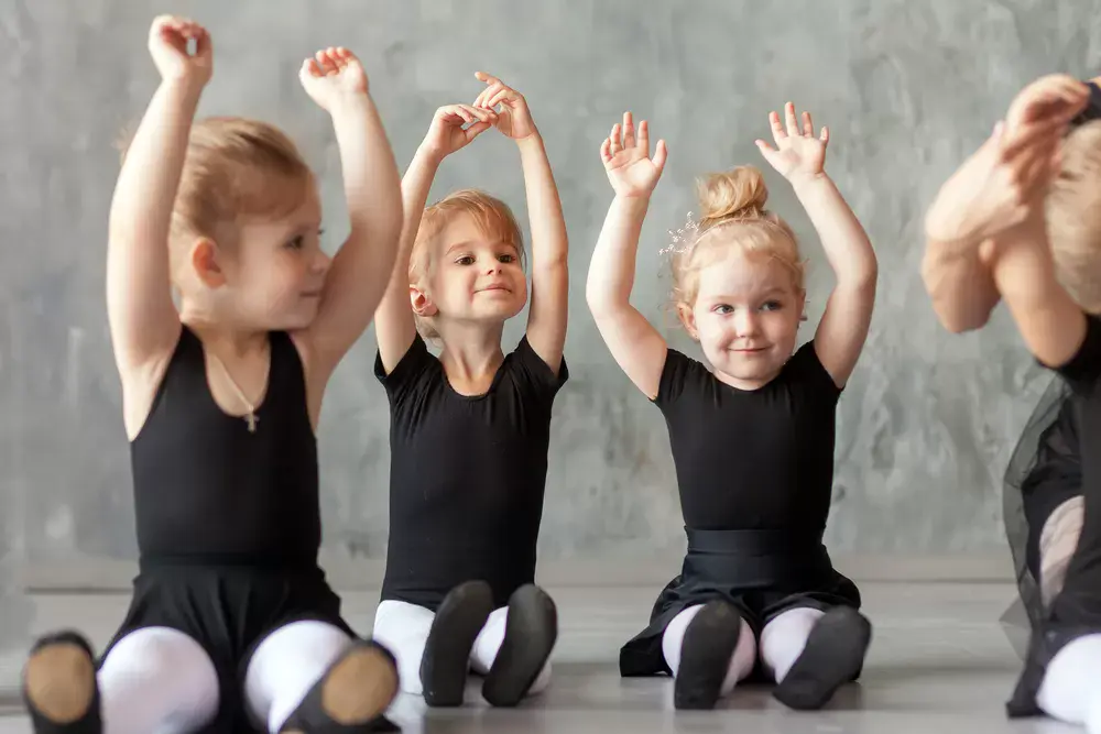 3-4 yaş mini bale kursu