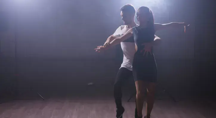 Bachata Kursu Fiyatları Neye Göre Değişir? - Bachata Eğitimi Fiyatları 250 TL'den Başlıyor!