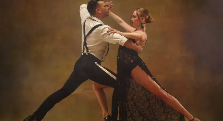 Bolero Nasıl Bir Danstır? Herkes Yapabilir Mi?