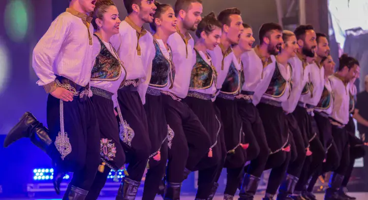 Horon Kursu Fiyatları Neye Göre Değişir? - 250 TL'den Başlayan Horon Dersi Fiyatları!